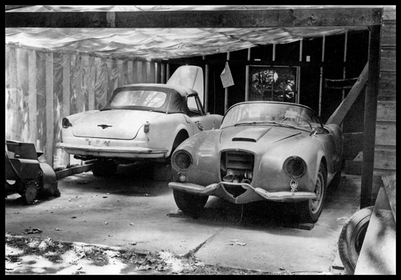 Almost looks like Moon's garage but it's not, nor Tom Stewart's. Help!